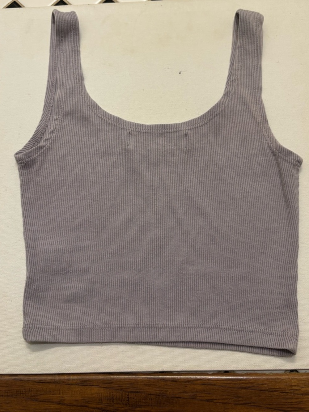 GROCERIES Ribbed Fitted Crop - Picture 3 of 5